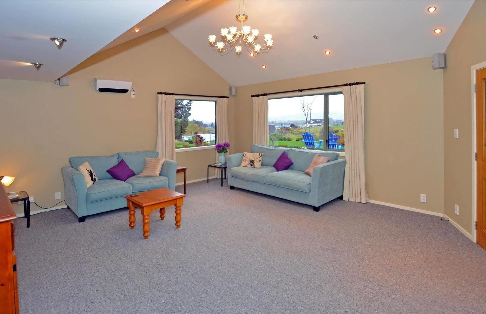 Hunters Moon Villa Mosgiel Exterior photo